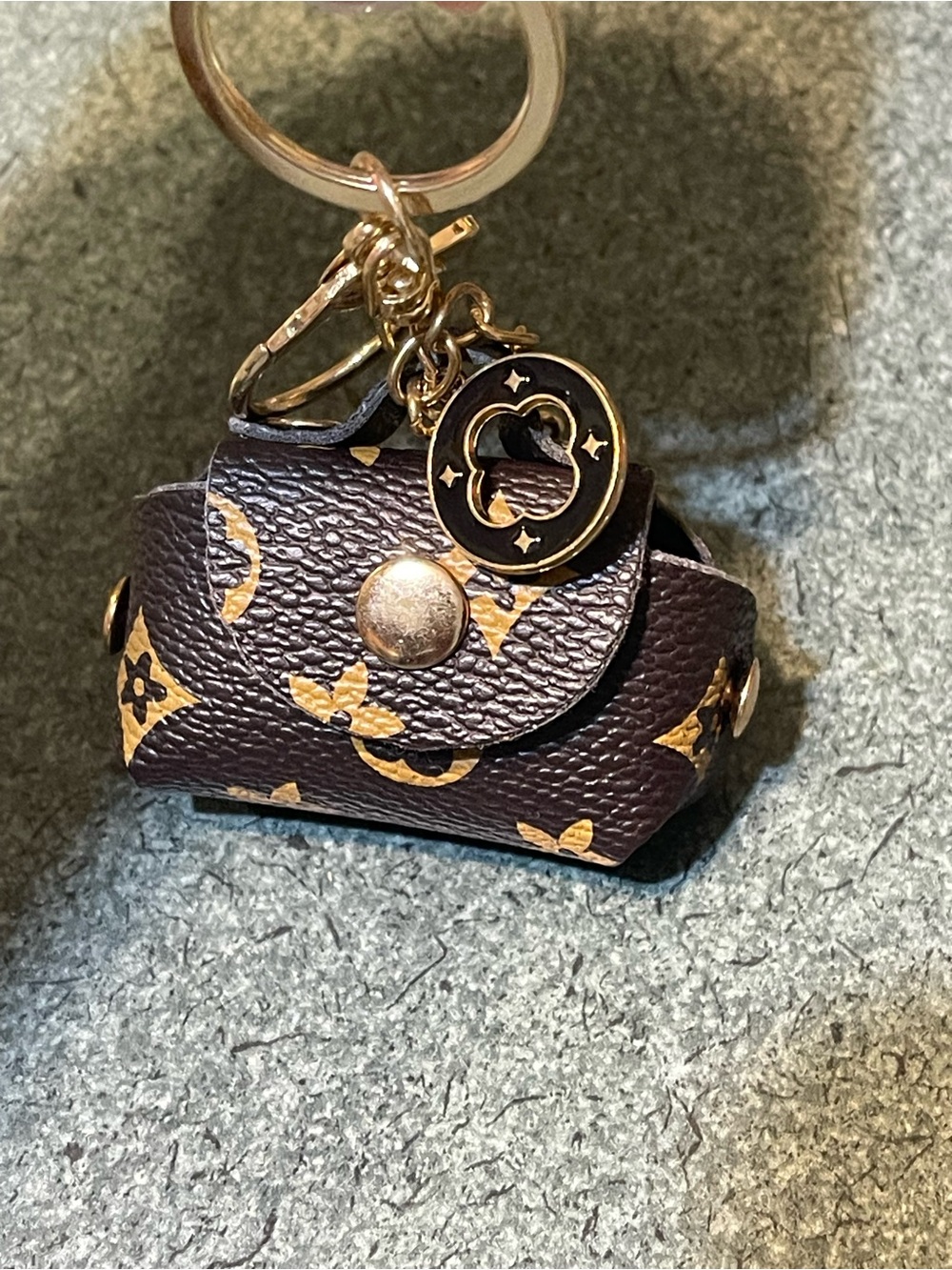 Brown Monogram Mini Pouch Keychain (all 3) bear, cat and purse - Picture 2 of 6
